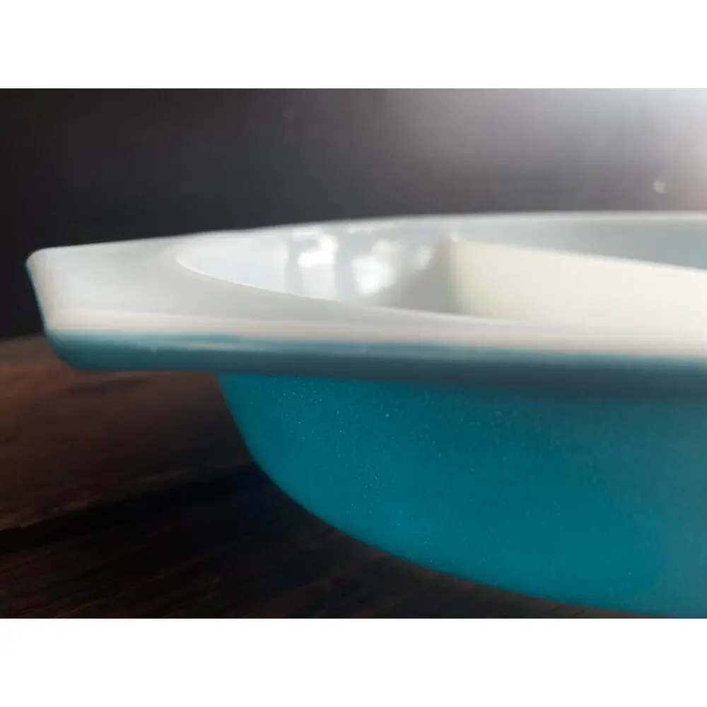 Vintage PYREX Blue 1.5qt Casserole Dish w/Divider